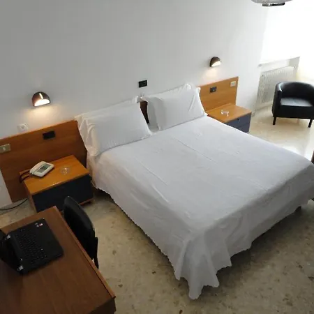 Konukevi Riviera 3*